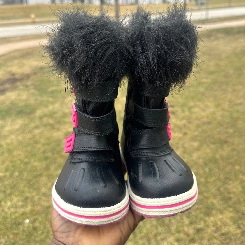 Rugged Outback Baby Girl Faux Fur Trimmed Snow Boots‎ Size 5 Black